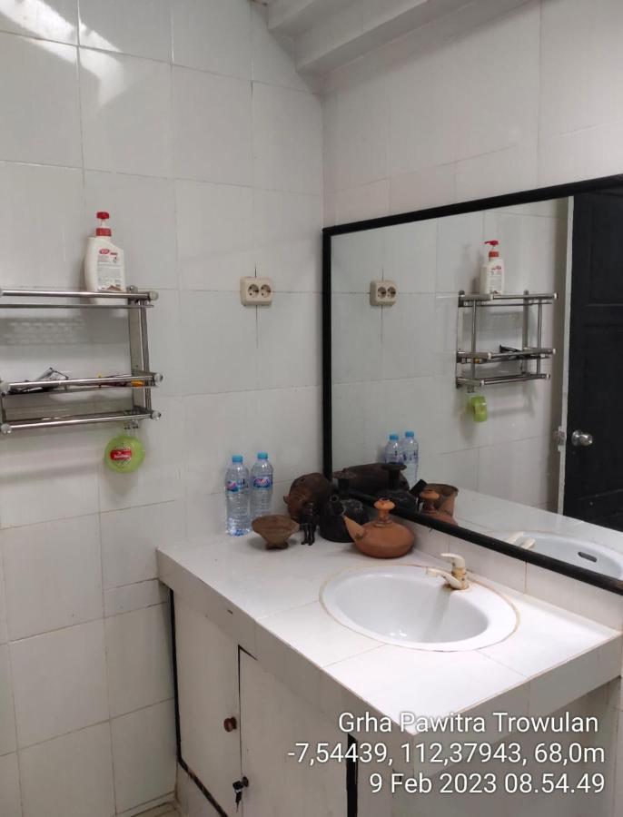 Appartamento Grha Pawitra Trowulan Esterno foto