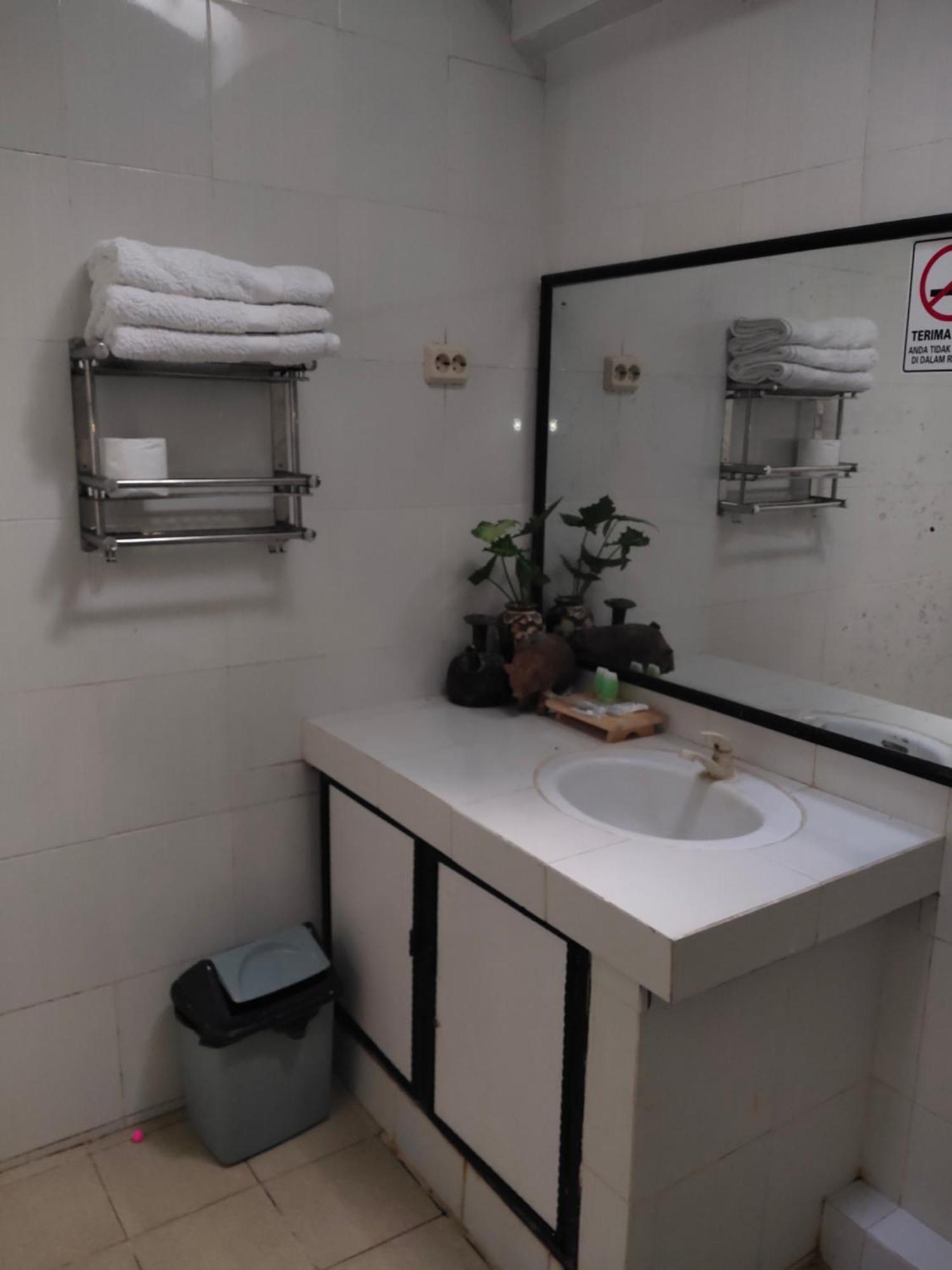 Appartamento Grha Pawitra Trowulan Esterno foto